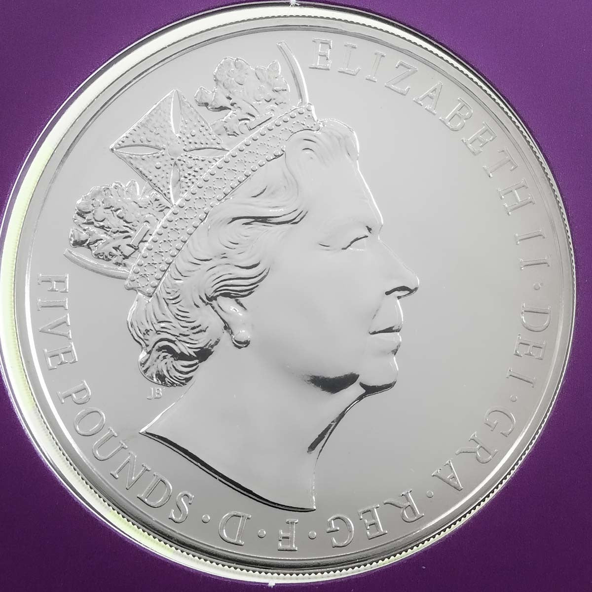 2015 Longest Reigning Monarch - £5 Crown - Brilliant Uncirculated Coin In Folder