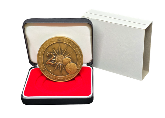 2000 Franklin Mint - 2000 Calendar/Art Medallion - Bronze