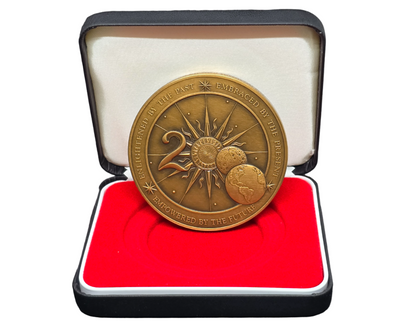 2000 Franklin Mint - 2000 Calendar/Art Medallion - Bronze