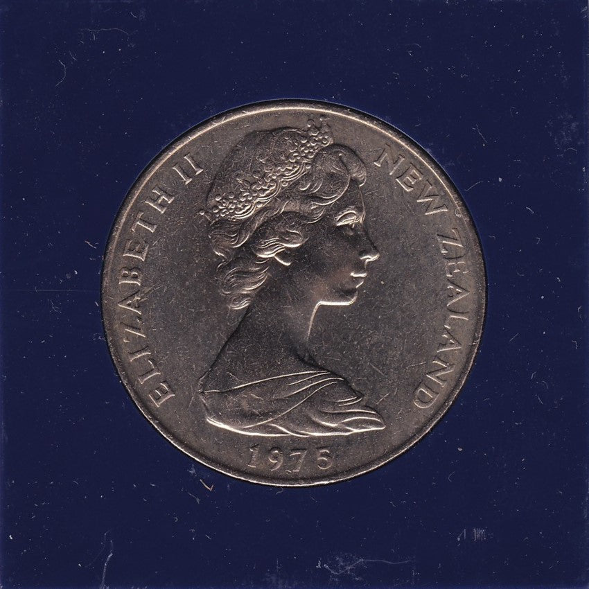 1975 New Zealand $1 Coin - Shield of Arms Series